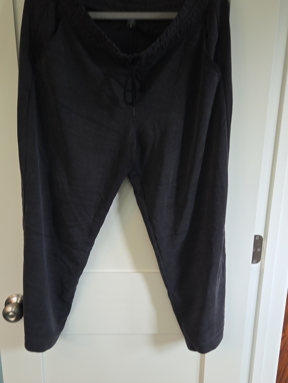 Athleta Men's Black Jogger Sweatpants with Drawstring Waist